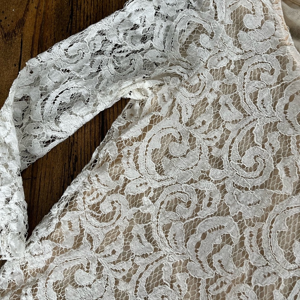 CLUB MONACO lace boho top - Picture 3 of 5